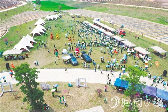 鹤山市源林生态乐园正式开园，是鹤山精心挖掘优质水资源禀赋，加快探索全域水经济新业态发展的生动体现。